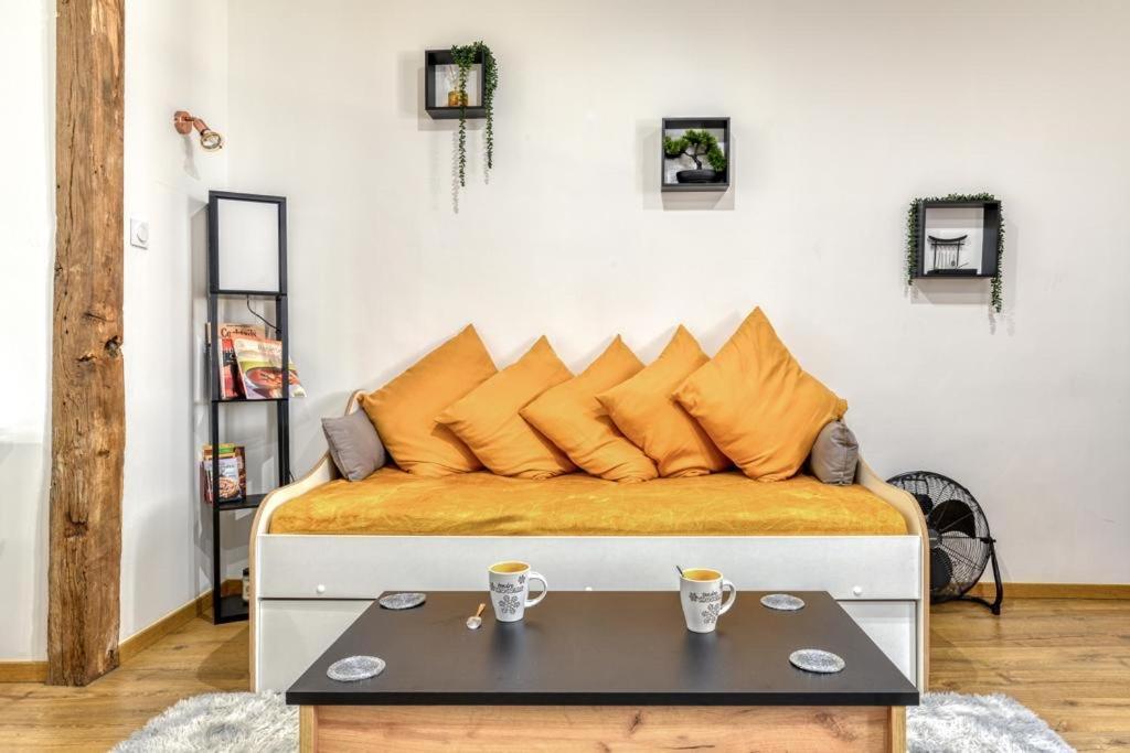 Soleil Sucre T2 Centre Historique De Narbonne Apartment Exterior photo